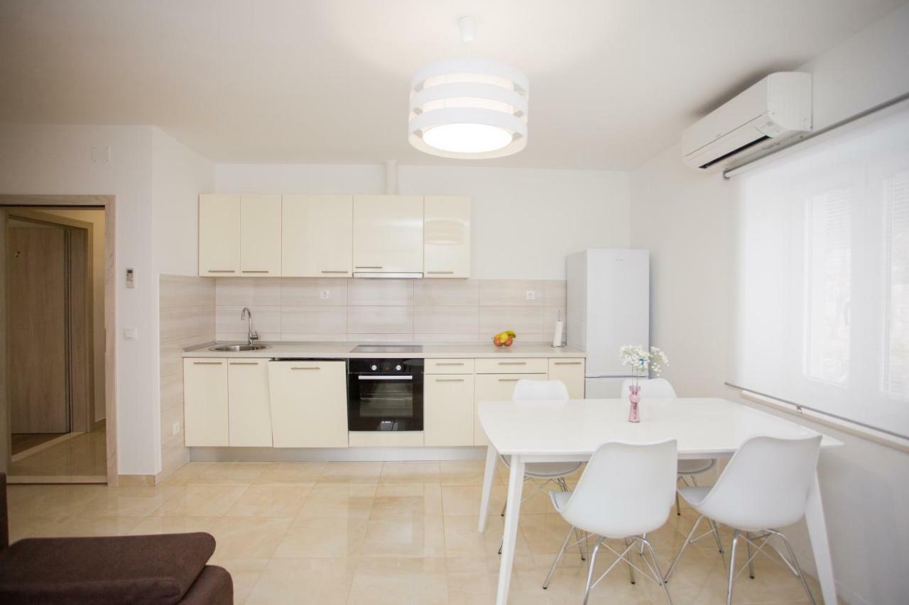 Apartment Bilo Omiš Extérieur photo